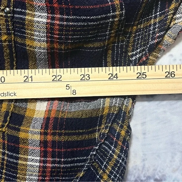 WE THE FREE PEOPLE Blue Plaid Flannel Shirt RIVETED Womens S Button Up Oversized - Picture 14 of 16